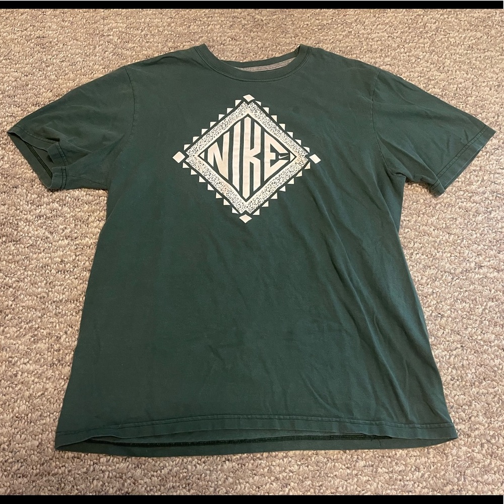 Nike T Shirt - Picture 1 of 3